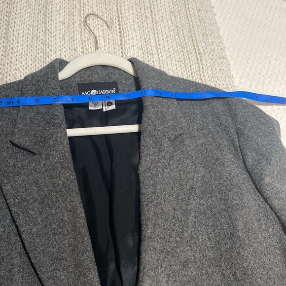 Vintage Sag Harbor Blazer, Size 12 - Picture 11 of 11